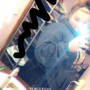 Meet your Posher, Lynn